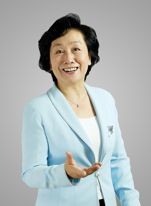 卢勤专家 - 纽扣青少年心理成长基地集团特邀专家